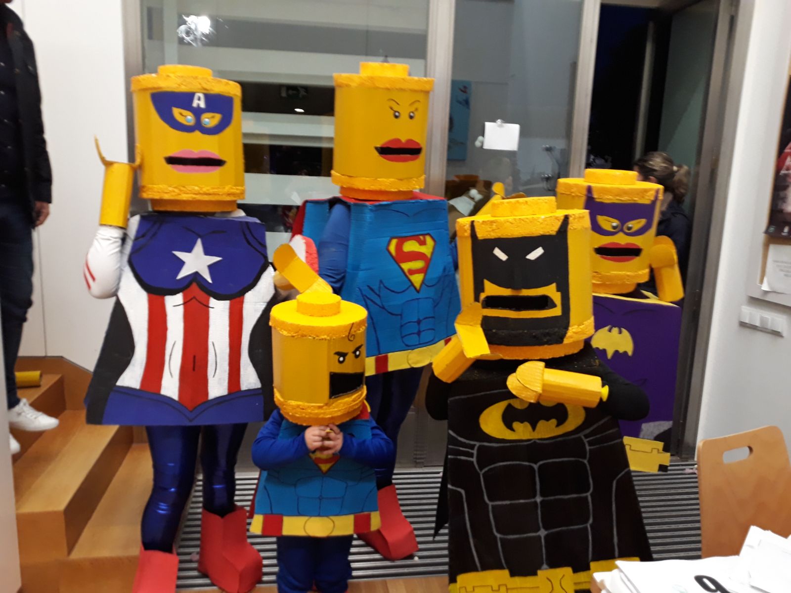 LOS LEGOS. 2º PREMIO GRUPO. 125¿